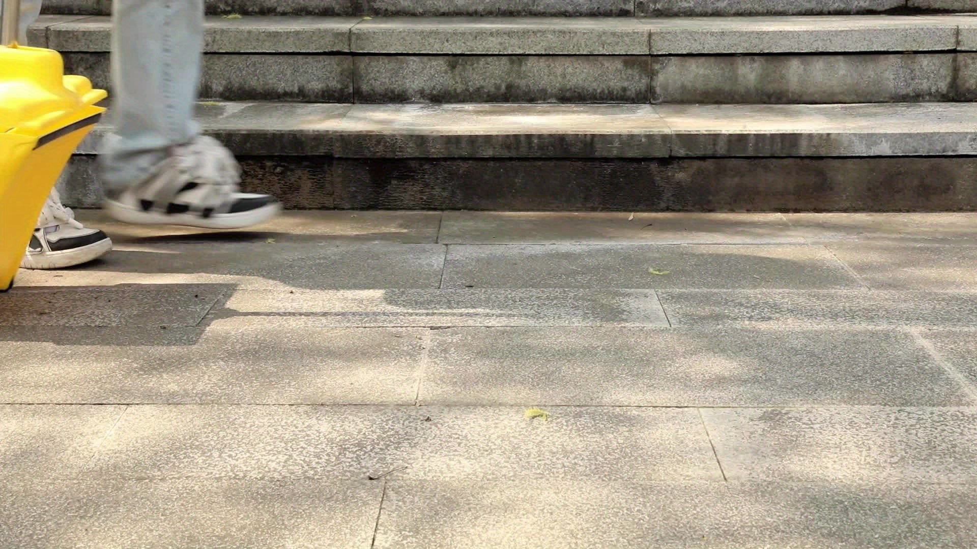 Long Handle Heavy Duty Broom And Dustpan Set, Outdoor And Commercial Upright Dustpan And Brush for Restaurant Garage Garden Yard Office, Yellow